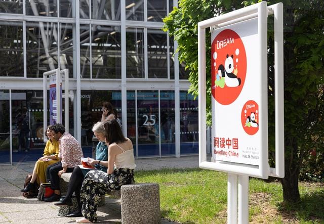 博洛尼亞童書展開幕 中國童書加速“出?！?
                                >
                            </figure>
                        </div>
                    </div>
            </div>
        </header>

    <div   id=